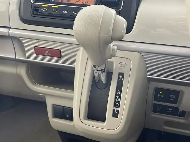 スズキ スペーシア HYBRID X 2トーン 滋賀県 2018(平30)年 5.6万km チアフルピンクメタリック/ホワイト2トーンルーフ KENWOOD製7インチナビ/【Bluetooth/CD/DVD/フルセグTV/iPod/SD】/純正ビルトインETC/バックカメラ/プリクラッシュセーフティ/レーンディパチャーアラート/リアソナー /オートライト/オートマチックハイビーム/D席シートヒーター/両側パワースライドドア/プッシュスタート/スマートキー/ドアバイザー/後席サンシェード