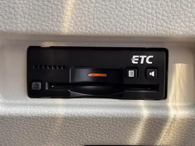 スズキ スペーシア HYBRID X 2トーン 熊本県 2018(平30)年 5.6万km チアフルピンクメタリック/ホワイト2トーンルーフ ツートンカラー/ルーフレール/社外メモリーナビ/【フルセグテレビ/Bluetooth/CD/DVD】/バックカメラ/両側パワースライドドア/ETC/衝突軽減ブレーキ/横滑り防止/アイドリングストップ/コーナーセンサー/プッシュスタート/スマートキー/後席サンシェード/ドアバイザー