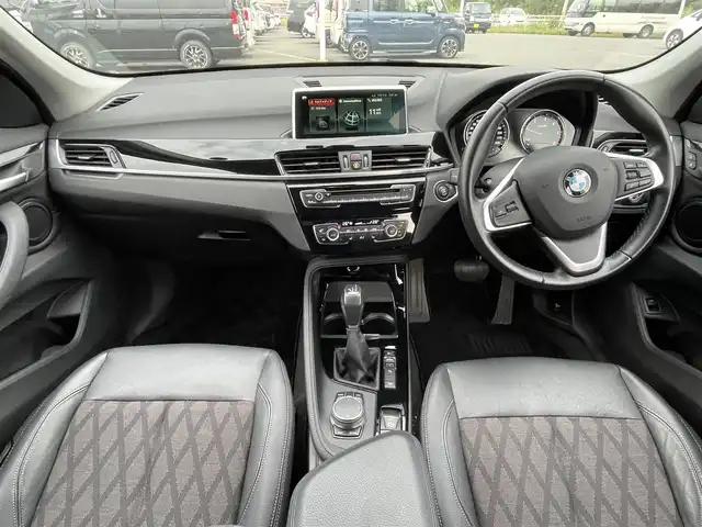 ＢＭＷ Ｘ１ xDrive 18d xライン 青森県 2018(平30)年 5.2万km ミネラルホワイト 純正ナビ（BT、USB、DVD、CD）/衝突軽減システム/コーナーセンサー/バックカメラ/ドライブレコーダー/シートヒーター/純正アルミ18インチ/純正フロアマット/オートライト/LEDヘッドライト/カーテンエアバッグ/アイドリングストップ/プッシュスタート/スペアキー