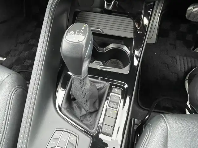 ＢＭＷ Ｘ１ xDrive 18d xライン 青森県 2018(平30)年 5.2万km ミネラルホワイト 純正ナビ（BT、USB、DVD、CD）/衝突軽減システム/コーナーセンサー/バックカメラ/ドライブレコーダー/シートヒーター/純正アルミ18インチ/純正フロアマット/オートライト/LEDヘッドライト/カーテンエアバッグ/アイドリングストップ/プッシュスタート/スペアキー