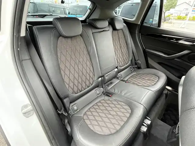 ＢＭＷ Ｘ１ xDrive 18d xライン 青森県 2018(平30)年 5.2万km ミネラルホワイト 純正ナビ（BT、USB、DVD、CD）/衝突軽減システム/コーナーセンサー/バックカメラ/ドライブレコーダー/シートヒーター/純正アルミ18インチ/純正フロアマット/オートライト/LEDヘッドライト/カーテンエアバッグ/アイドリングストップ/プッシュスタート/スペアキー