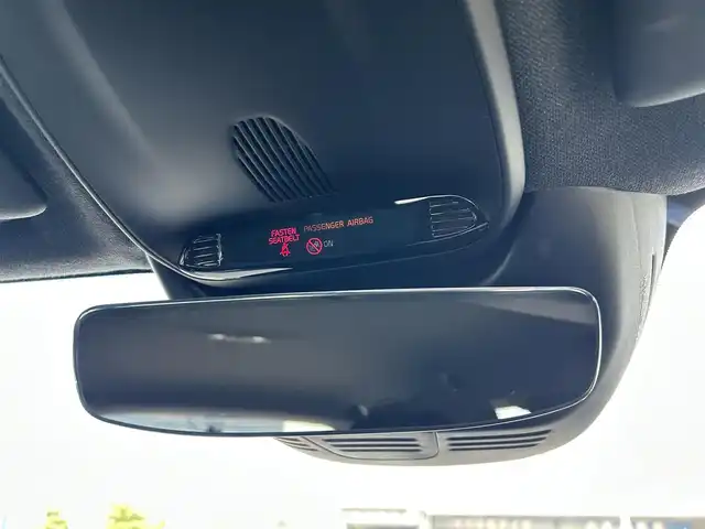 ボルボ ＸＣ４０ B4 モメンタム 滋賀県 2020(令2)年 3万km グレー 純正ナビ　/（ＤＴＶ/ＢＴ/ＣａｒＰｌａｙ）/３６０°カメラ　/衝突軽減ブレーキ　/ＡＣＣ　/ＬＫＡ　/電動リアゲート　/シートヒーター　/コーナーセンサー　/ＥＴＣ　/ドライブレコーダー　/純正１８インチＡＷ
