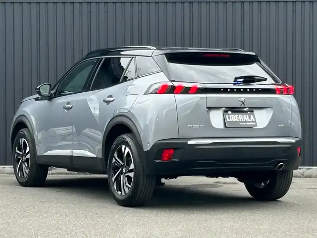 プジョー プジョー ２００８ GT ブルー HDi 福島県 2022(令4)年 2.5万km GRIS ARTENSE サンルーフ/純正ナビ(BT/USB)/フルセグTV/バックカメラ/アクティブクルーズコントロール/パドルシフト/ETC/インテリジェントハイビーム/黒ハーフレザーシート/シートヒーター/ブラインドスポットモニター/前後ドライブレコーダー/取扱説明書/保証書/スペアキー