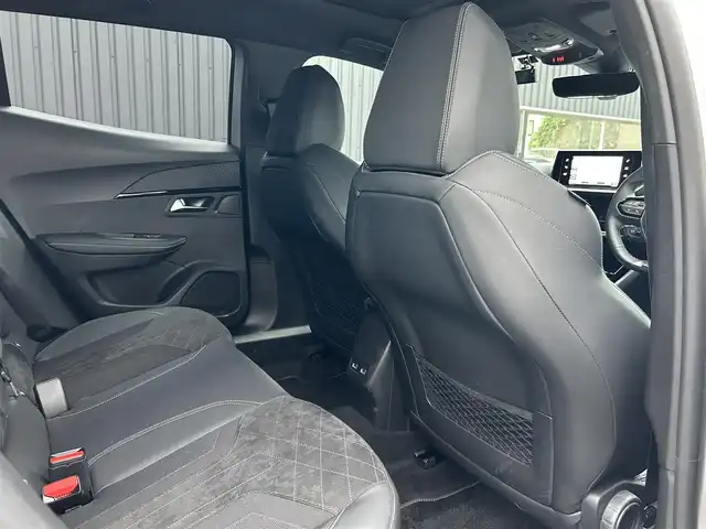 プジョー プジョー ２００８ GT ブルー HDi 福島県 2022(令4)年 2.5万km GRIS ARTENSE サンルーフ/純正ナビ(BT/USB)/フルセグTV/バックカメラ/アクティブクルーズコントロール/パドルシフト/ETC/インテリジェントハイビーム/黒ハーフレザーシート/シートヒーター/ブラインドスポットモニター/前後ドライブレコーダー/取扱説明書/保証書/スペアキー