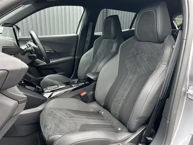 プジョー プジョー ２００８ GT ブルー HDi 福島県 2022(令4)年 2.5万km GRIS ARTENSE サンルーフ/純正ナビ(BT/USB)/フルセグTV/バックカメラ/アクティブクルーズコントロール/パドルシフト/ETC/インテリジェントハイビーム/黒ハーフレザーシート/シートヒーター/ブラインドスポットモニター/前後ドライブレコーダー/取扱説明書/保証書/スペアキー