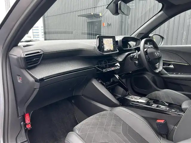 プジョー プジョー ２００８ GT ブルー HDi 福島県 2022(令4)年 2.5万km GRIS ARTENSE サンルーフ/純正ナビ(BT/USB)/フルセグTV/バックカメラ/アクティブクルーズコントロール/パドルシフト/ETC/インテリジェントハイビーム/黒ハーフレザーシート/シートヒーター/ブラインドスポットモニター/前後ドライブレコーダー/取扱説明書/保証書/スペアキー