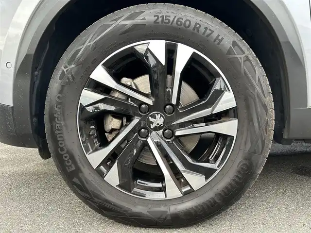 プジョー プジョー ２００８ GT ブルー HDi 福島県 2022(令4)年 2.5万km GRIS ARTENSE サンルーフ/純正ナビ(BT/USB)/フルセグTV/バックカメラ/アクティブクルーズコントロール/パドルシフト/ETC/インテリジェントハイビーム/黒ハーフレザーシート/シートヒーター/ブラインドスポットモニター/前後ドライブレコーダー/取扱説明書/保証書/スペアキー