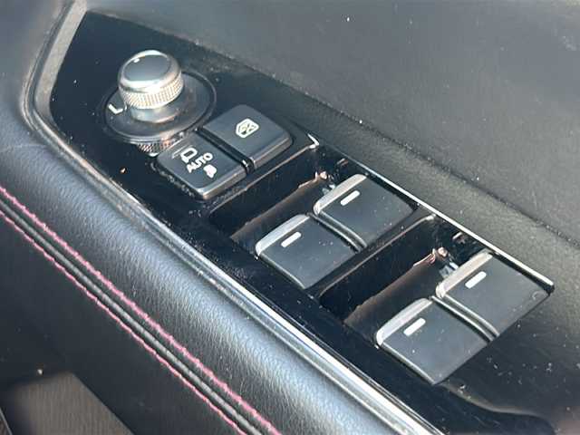 マツダ ＣＸ－８ XD ブラックトーンエディション 広島県 2023(令5)年 2.8万km ジェットブラックマイカ サンルーフ/BOSEサウンド/純正ディスプレイナビ/フルセグTV/Bluetooth/USB/全方位カメラ/レーダークルーズコントロール/LEDオートライト/ハーフレザーシート /パワーシート/メモリーシート /シートヒーター /ステアリングヒーター/ステアリングスイッチ/ETC/HUD/コーナーセンサー /BSM/ワイヤレス充電/ルーフレール/パワーバックドア /純正フロアマット/スマートキー/スペアキー /プッシュスタート /アイドリングストップ