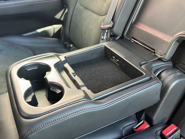 マツダ ＣＸ－８ XD ブラックトーンエディション 広島県 2023(令5)年 2.8万km ジェットブラックマイカ サンルーフ/BOSEサウンド/純正ディスプレイナビ/フルセグTV/Bluetooth/USB/全方位カメラ/レーダークルーズコントロール/LEDオートライト/ハーフレザーシート /パワーシート/メモリーシート /シートヒーター /ステアリングヒーター/ステアリングスイッチ/ETC/HUD/コーナーセンサー /BSM/ワイヤレス充電/ルーフレール/パワーバックドア /純正フロアマット/スマートキー/スペアキー /プッシュスタート /アイドリングストップ