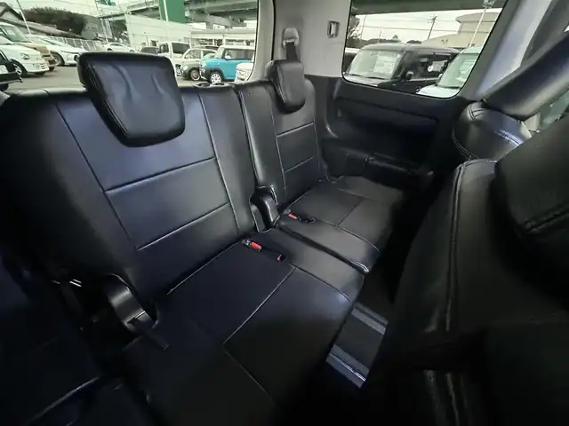 トヨタ ヴォクシー ZS 愛知県 2014(平26)年 10.3万km ブラック スマートキー/プッシュスタート/純正9インチナビ/フルセグTV/BT/バックカメラ/純正フリップダウンモニター/ビルトインETC/純正16インチAW/片側パワースライドドア/オートライト/純正フロアマット/純正ドアバイザー/取説、保証書