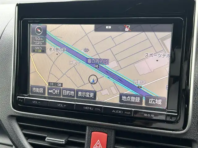トヨタ ヴォクシー ZS 愛知県 2014(平26)年 10.3万km ブラック スマートキー/プッシュスタート/純正9インチナビ/フルセグTV/BT/バックカメラ/純正フリップダウンモニター/ビルトインETC/純正16インチAW/片側パワースライドドア/オートライト/純正フロアマット/純正ドアバイザー/取説、保証書