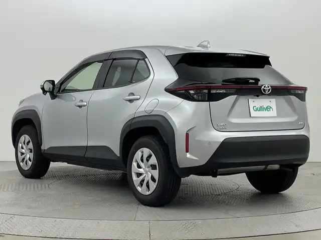 トヨタ ヤリスクロス X 新潟県 2022(令4)年 1.8万km シルバーメタリック ワンオーナー　/４ＷＤ　/禁煙車　/純正ディスプレイオーディオ/バックモニター　/Ｂｌｕｅｔｏｏｔｈ接続/ETC/スペアキー1本　/ＡＷ付きスタッドレスタイヤ/クルーズコントロール/前方ドライブレコーダー　/純正フロアマット　/衝突被害軽減ブレーキ　/保証書　/取扱説明書/記録簿
