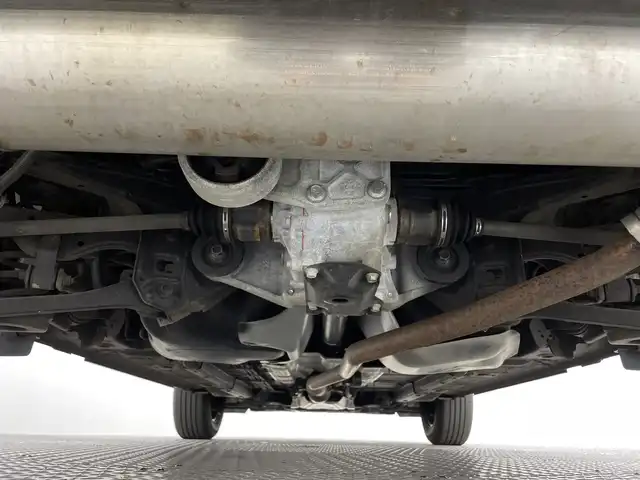 トヨタ ヤリスクロス X 新潟県 2022(令4)年 1.8万km シルバーメタリック ワンオーナー　/４ＷＤ　/禁煙車　/純正ディスプレイオーディオ/バックモニター　/Ｂｌｕｅｔｏｏｔｈ接続/ETC/スペアキー1本　/ＡＷ付きスタッドレスタイヤ/クルーズコントロール/前方ドライブレコーダー　/純正フロアマット　/衝突被害軽減ブレーキ　/保証書　/取扱説明書/記録簿