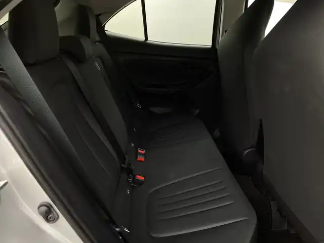 トヨタ ヤリスクロス X 新潟県 2022(令4)年 1.8万km シルバーメタリック ワンオーナー　/４ＷＤ　/禁煙車　/純正ディスプレイオーディオ/バックモニター　/Ｂｌｕｅｔｏｏｔｈ接続/ETC/スペアキー1本　/ＡＷ付きスタッドレスタイヤ/クルーズコントロール/前方ドライブレコーダー　/純正フロアマット　/衝突被害軽減ブレーキ　/保証書　/取扱説明書/記録簿