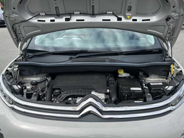 シトロエン Ｃ３ エアクロス シャインパッケージ 佐賀県 2021(令3)年 4万km サーブル 純正ディスプレイオーディオ/Bluetooth/USB/Android Auto/Apple Car Play/ワンオーナー/サンルーフ/クルーズコントロール/前方ドライブレコーダー/レーンキープアシスト/衝突軽減システム/ブラインドスポットモニター/クリアランスソナー/アクティブセーフティブレーキ/疲労検知システム/純正アルミホイール/純正フロアマット/置くだけ充電/LEDオートライト／オートマチックハイビーム/オートエアコン/ETC/保証書/取扱説明書/点検記録簿(R3/4/6)