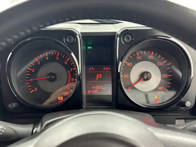 スズキ ジムニー XL 三重県 2021(令3)年 4.5万km ミディアムグレー /禁煙車//社外7インチディスプレイオーディオ//前席シートヒーター//ETC//社外LEDヘッドライト//フォグランプ//オートライト//アイドリングストップ//スマートキー//プッシュスタート
