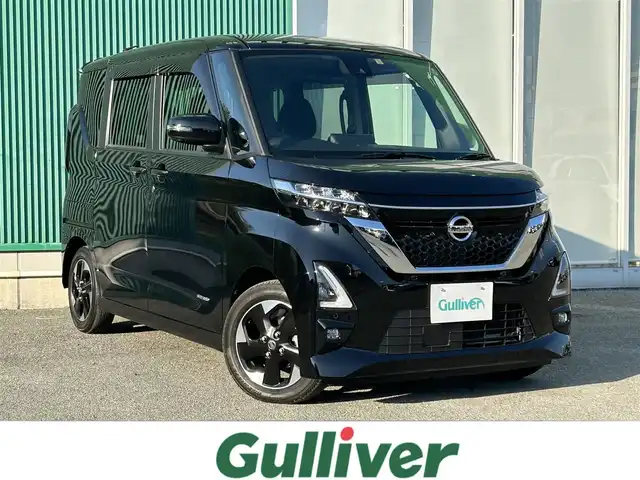 日産 ルークス ハイウェイスター X 福岡県 2023(令5)年 0.6万km ブラック 純正9型ナビ（BT/フルセグ)/アラウンドビューモニター/バックカメラ/フロントカメラ/サイドカメラ/両側パワースライドドア/ハンズフリードア/LEDヘッドライト/フォグランプ/オートライト/純正14インチAW/アイドリングストップ/横滑り防止装置/コーナーセンサー/レーンキープアシスト/盗難防止装置/衝突軽減システム/TVキャンセラー/スマートキー/保証書/取扱説明書