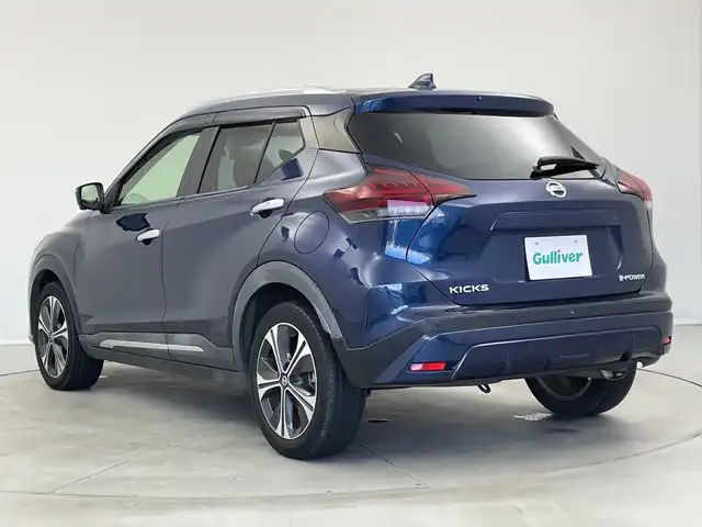 日産 キックス X 新潟県 2020(令2)年 5.6万km ダークブルー ワンオーナー/プロパイロット/純正メモリナビ/　フルセグTV/Bluetooth/CD/DVD/USB/衝突被害軽減ブレーキ/レーンキープアシスト/レーダークルーズコントロール/アラウンドビューモニター/インテリジェントルームミラー/純正ドライブレコーダー【DH5-D】/ハーフレザーシート/前席シートヒーター/ステアリングヒーター/前後コーナーセンサー/ビルトインETC2.0/ステアリングスイッチ