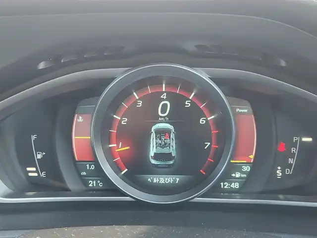 ボルボ Ｖ４０ クロスカントリー T4 ノルディック 茨城県 2014(平26)年 7.4万km ゴールド 〇純正ナビ/〇フルセグTV/〇クルーズコントロール/〇エアバッグ/〇アイドリングストップ/〇車線逸脱防止支援システム/〇ターボ/〇パワーシート/シートヒーター/〇純正17インチアルミホイール/〇ルーフレール/〇キーレスエントリー/〇禁煙車