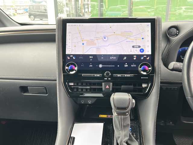 トヨタ アルファードハイブリット Z 岐阜県 2024(令6)年 1.5万km プラチナホワイトパールマイカ 登録時走行距離15122km/デジタルインナーミラー/全方位モニター/純正１４型ディスプレイオーディオ/フルセグＴＶ/バックカメラ/両側パワースライドドア/クルーズコントロール/パワーシート/レザーシート/シートヒーター/禁煙車/エアシート/ステアリングヒーター/前後ドライブレコーダー/ドアバイザー/プッシュスタート/スマートキー/スペアキー/LEDヘッドライト/フォグランプ/オートライト/オートマチックハイビーム/ビルトインETC/純正フロアマット/純正アルミホイール/レーンキープアシスト/アイドリングストップ