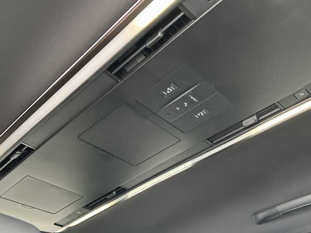 トヨタ アルファードハイブリット Z 岐阜県 2024(令6)年 1.5万km プラチナホワイトパールマイカ 登録時走行距離15122km/デジタルインナーミラー/全方位モニター/純正１４型ディスプレイオーディオ/フルセグＴＶ/バックカメラ/両側パワースライドドア/クルーズコントロール/パワーシート/レザーシート/シートヒーター/禁煙車/エアシート/ステアリングヒーター/前後ドライブレコーダー/ドアバイザー/プッシュスタート/スマートキー/スペアキー/LEDヘッドライト/フォグランプ/オートライト/オートマチックハイビーム/ビルトインETC/純正フロアマット/純正アルミホイール/レーンキープアシスト/アイドリングストップ