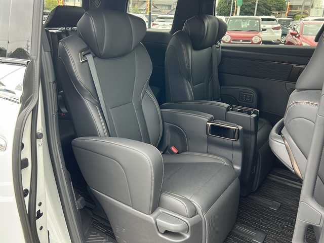 トヨタ アルファードハイブリット Z 岐阜県 2024(令6)年 1.5万km プラチナホワイトパールマイカ 登録時走行距離15122km/デジタルインナーミラー/全方位モニター/純正１４型ディスプレイオーディオ/フルセグＴＶ/バックカメラ/両側パワースライドドア/クルーズコントロール/パワーシート/レザーシート/シートヒーター/禁煙車/エアシート/ステアリングヒーター/前後ドライブレコーダー/ドアバイザー/プッシュスタート/スマートキー/スペアキー/LEDヘッドライト/フォグランプ/オートライト/オートマチックハイビーム/ビルトインETC/純正フロアマット/純正アルミホイール/レーンキープアシスト/アイドリングストップ