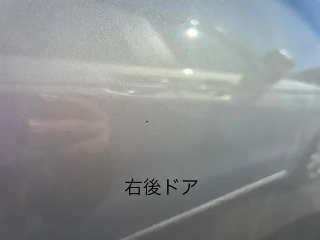 トヨタ プリウス ＰＨＶ S ナビパッケージ 三重県 2017(平29)年 7.2万km スティールブロンドM 11.6インチ純正ナビ（Bluetooth/地デジTV/AM/FM/USB/iPod/AUX）/セーフティセンスP（プリクラッシュセーフティシステム/レーンディパーチャーアラート/アダプティブハイビームシステム/レーダークルーズコントロール）/バックカメラ/ビルトインETC/純正ドライブレコーダー（前）/シートヒーター（前席）/ステアリングヒーター/クールグレー内装/ターコイズエアコン吹出口加飾/ボディ同色ドアミラー（電動オート格納機能/ヒーター/ウィンカー付/無塗装ドアミラー取付部）/充電インレット（普通充電/急速充電）/レーダー（コムテック/リモコン有）/オートエアコン（リモートエアコンシステム）/静電式エアコンパネル/LEDヘッドランプ/ブルーエンブレム付ブラックアクリル製フロントグリル/開口部無塗装横桟フロントバンパー/薄暮灯付LEDフロントフォグランプ/スマートエントリー/スタートシステム（ブルーエンジンスイッチ）/スペアキー