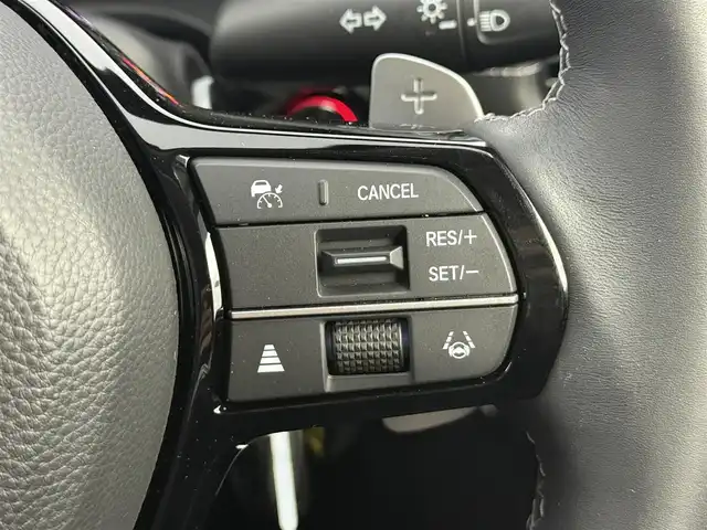 ホンダ ＺＲ－Ｖ ハイブリッド e:HEV Z 愛知県 2023(令5)年 0.4万km ミッドナイトブルービームM 純正9インチナビ/　・アラウンドビューモニター/　・フルセグTV/BOSEスピーカー/ワイヤレス充電器/ホンダセンシング/　・衝突軽減システム/　・クルーズコントロール/　・横滑り防止装置/　・コーナーセンサー/　・レーンキープアシスト/　・オートライト/　・オートマチックハイビーム/LEDヘッドライト/ダウンヒルアシストコントロール/電動リアゲート/パワーシート/シートメモリー/ステアリングヒーター/パドルシフト/ETC2.0/純正18AW/純正フロアマット/スマートキーHDDナビ