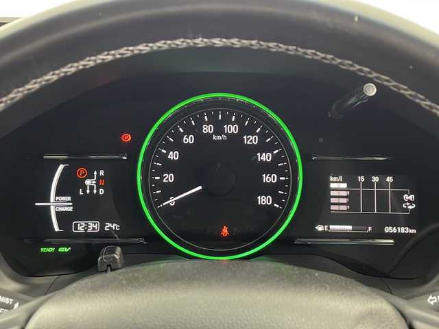 ホンダ ヴェゼル ハイブリッド Z ホンダセンシング 愛知県 2017(平29)年 5.7万km ルーセブラックM /禁煙車//純正ナビ(VXM-164VFi)//フルセグTV・AMFM・CD・DVD・SD・Bluetooth//バックカメラ//ETC//コンフォートビューパッケージ//ホンダセンシング//LEDヘッドライト//オートライト//フロントフォグランプ//ルーフレール//メッキフロントバンパーガーニッシュ//メッキフロントフォグガーニッシュ//チタン風マフラーカッター//専用インテリア(スエード調+ブラウンステッチ)//プライムスムース&スエード調コンビシート//前席シートヒーター//プラズマクラスター//電子パーキングブレーキ//ブレーキホールド//純正18インチアルミホイール//無限フロアマット//無限ドアバイザー//革巻きステアリング//ステアリングスイッチ//プッシュスタート//電動格納ミラー//アイドリングストップ//イモビライザー//新車保証書