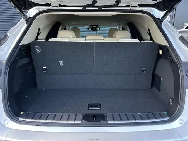 レクサス ＲＸ 450hL 茨城県 2021(令3)年 3.2万km ソニッククォーツ 後期型 /ム-ンル-フ /マクレビ /HUD /パノラミックビュ-モニタ- /白革 /シ-トヒ-タ- /ベンチレ-ション /M付PWシ-ト /ステアヒ-タ- /PWテ-ルゲ-ト /三眼LED /オ-トハイビ-ム /ナビ /TV /BT /レクサスSFT /ACC /LKA /BSM  /ETC2.0 /禁煙車