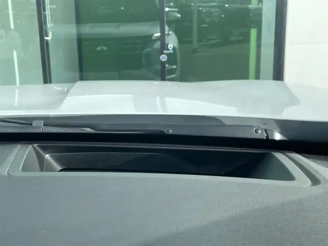 三菱 アウトランダー ＰＨＥＶ P 和歌山県 2023(令5)年 1.3万km ホワイトダイヤモンド 純正12.3インチコネクトナビ/全方位カメラ/フルセグTV/前方衝突防止支援/後側方衝突防止支援/前後コーナーセンサー/踏み間違い衝突防止アシスト/レーダークルーズコントロール/パドルシフト/ポジションメモリー/パワーシート/シートヒーター/電動リアゲート/HUD/LEDヘッドライト/フォグランプ/オートチックハイビーム