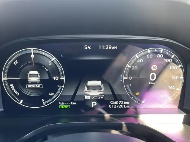 三菱 アウトランダー ＰＨＥＶ P 和歌山県 2023(令5)年 1.3万km ホワイトダイヤモンド 純正12.3インチコネクトナビ/全方位カメラ/フルセグTV/前方衝突防止支援/後側方衝突防止支援/前後コーナーセンサー/踏み間違い衝突防止アシスト/レーダークルーズコントロール/パドルシフト/ポジションメモリー/パワーシート/シートヒーター/電動リアゲート/HUD/LEDヘッドライト/フォグランプ/オートチックハイビーム