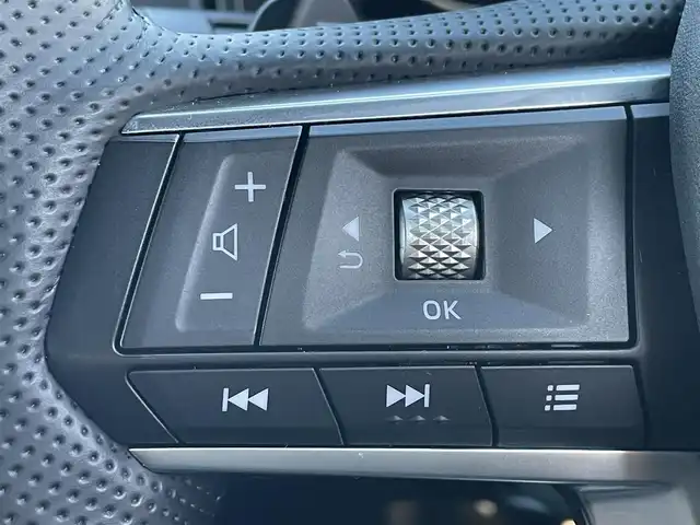 三菱 アウトランダー ＰＨＥＶ P 和歌山県 2023(令5)年 1.3万km ホワイトダイヤモンド 純正12.3インチコネクトナビ/全方位カメラ/フルセグTV/前方衝突防止支援/後側方衝突防止支援/前後コーナーセンサー/踏み間違い衝突防止アシスト/レーダークルーズコントロール/パドルシフト/ポジションメモリー/パワーシート/シートヒーター/電動リアゲート/HUD/LEDヘッドライト/フォグランプ/オートチックハイビーム