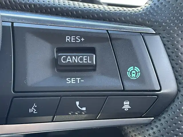 三菱 アウトランダー ＰＨＥＶ P 和歌山県 2023(令5)年 1.3万km ホワイトダイヤモンド 純正12.3インチコネクトナビ/全方位カメラ/フルセグTV/前方衝突防止支援/後側方衝突防止支援/前後コーナーセンサー/踏み間違い衝突防止アシスト/レーダークルーズコントロール/パドルシフト/ポジションメモリー/パワーシート/シートヒーター/電動リアゲート/HUD/LEDヘッドライト/フォグランプ/オートチックハイビーム