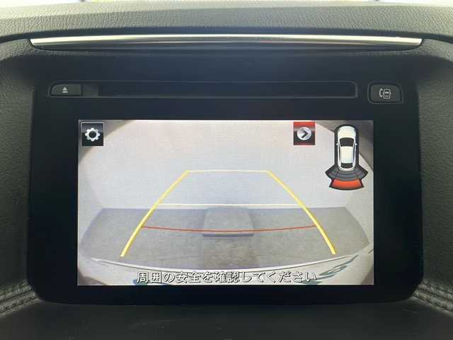 マツダ ＣＸ－５ XD プロアクティブ 大阪府 2015(平27)年 6万km クリスタルホワイトパールマイカ 純正SDナビ/【Bluetooth/CD/DVD/FM/AM/USB】/ブラインドスポットモニター(BSM)/バックカメラ/サイドカメラ/レーダークルーズコントロール/レーンキープアシスト/パーキングセンサー/スマートブレーキ/純正17インチAW/純正フロアマット/LEDヘッドライト/オートライト/MTモード付き/電動パーキング/ETC/AAC