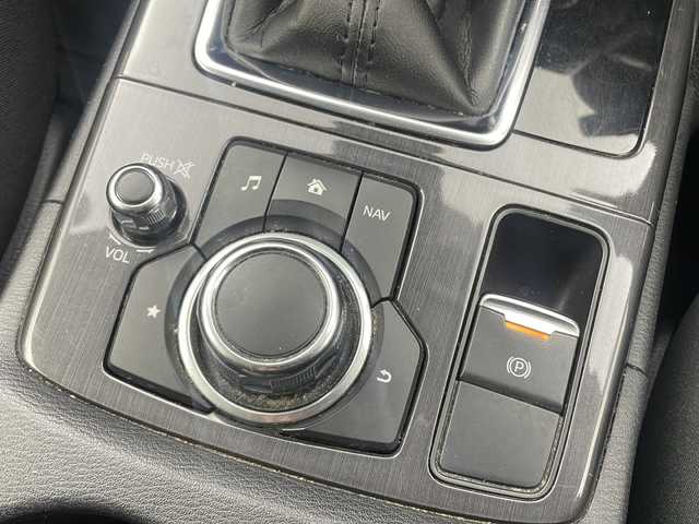 マツダ ＣＸ－５ XD プロアクティブ 大阪府 2015(平27)年 6万km クリスタルホワイトパールマイカ 純正SDナビ/【Bluetooth/CD/DVD/FM/AM/USB】/ブラインドスポットモニター(BSM)/バックカメラ/サイドカメラ/レーダークルーズコントロール/レーンキープアシスト/パーキングセンサー/スマートブレーキ/純正17インチAW/純正フロアマット/LEDヘッドライト/オートライト/MTモード付き/電動パーキング/ETC/AAC