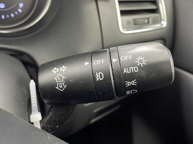 マツダ ＣＸ－５ XD プロアクティブ 大阪府 2015(平27)年 6万km クリスタルホワイトパールマイカ 純正SDナビ/【Bluetooth/CD/DVD/FM/AM/USB】/ブラインドスポットモニター(BSM)/バックカメラ/サイドカメラ/レーダークルーズコントロール/レーンキープアシスト/パーキングセンサー/スマートブレーキ/純正17インチAW/純正フロアマット/LEDヘッドライト/オートライト/MTモード付き/電動パーキング/ETC/AAC