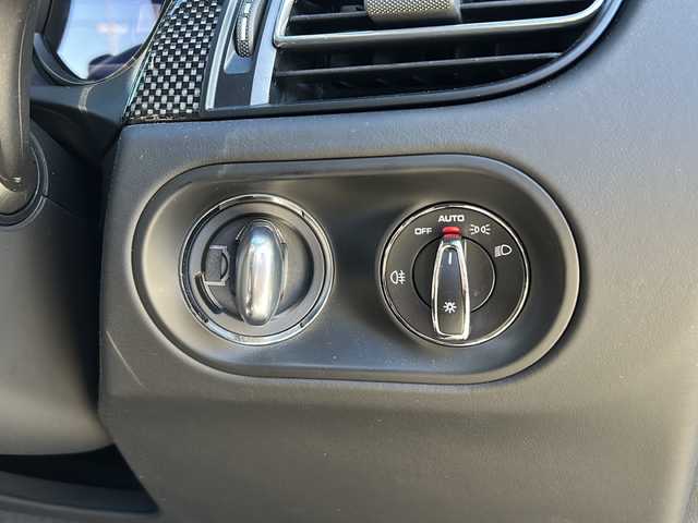 ポルシェ ポルシェ マカン GTS 静岡県 2024(令6)年 2万km グレー 純正ナビ/・AM/FM/・Bluetooth/・USB/・SD/主要装備/・ＢＯＳＥサウンドシステム/・360度サラウンドビュー/・車線逸脱警告/・アダプティブクルーズコントロール/・エアサスペンション/・21インチ RS Spyder デザイン ホイール/・ポルシェダイナミックライトシステム/・全席シートヒーター/・７速ＰＤＫ/・運転席＋助手席パワーシート/・パドルシフト/・前後ドライブレコーダー/・ＥＴＣ２．０/・アイドリングストップ/・パワーバックドア