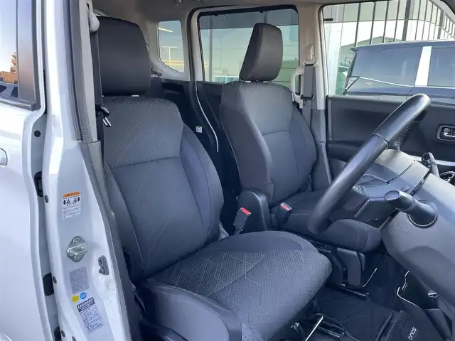 スズキ ソリオ バンディット HV MV 東京都 2020(令2)年 5.6万km パール 純正８型ナビ（CD/DVD/USB/SD/Bluetooth）/スズキセーフティセンス衝突軽減ブレーキ/レーダークルーズコントロール/前後コーナーセンサー/レーンキープアシスト/片側パワースライドドア/パドルシフト/前席シートヒーター/バックカメラ/後席サンシェード/純正バイザー/フロアマット