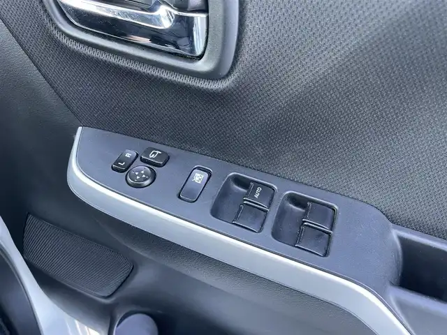 スズキ ソリオ バンディット HV MV 東京都 2020(令2)年 5.6万km パール 純正８型ナビ（CD/DVD/USB/SD/Bluetooth）/スズキセーフティセンス衝突軽減ブレーキ/レーダークルーズコントロール/前後コーナーセンサー/レーンキープアシスト/片側パワースライドドア/パドルシフト/前席シートヒーター/バックカメラ/後席サンシェード/純正バイザー/フロアマット