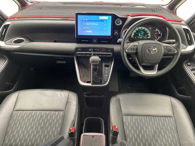 トヨタ ノア S－Z 沖縄県 2022(令4)年 2.9万km ホワイトパールクリスタルシャイン 純正１０．５型ナビ/（フルセグＴＶ　Ｂｌｕｅｔｏｏｔｈ　DVD　HDMI）/フリップダウンモニター/バックカメラ/ＥＴＣ2.0　/両側パワースライドドア/前後ドライブレコーダー/クルーズコントロール/トヨタセーフティセンス/コーナーセンサー/モデリスタエアロ/ENKEI製アルミホイール/シートヒーター/プッシュスタート/スマートキー/スペアキー