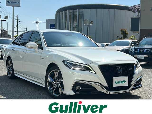 トヨタ クラウン ハイブリッド RS アドバンス 大阪府 2020(令2)年 4.3万km ホワイトパールクリスタルシャイン ワンオーナー/純正SDナビ/・DVD/CD/FM/AM/Bluetooth/・フルセグテレビ/ビルドインETC2.0/ドライブレコーダー/全周囲カメラ/衝突軽減ブレーキ/レーンキープアシスト/クルーズコントロール/パーキングアシスト機能/盗難防止装置/電動パーキング/革巻きステアリング/ステアリングリモコン/パドルシフト/メモリシート/コーナーセンサー/LEDヘッドライト/オートライト/ダブルオートエアコン/スマートキー×2/プッシュスタート/100V電源/12V電源/USBジャック/純正18インチアルミホイール/純正フロアマット/取扱説明書/ナビ取扱説明書/保証書
