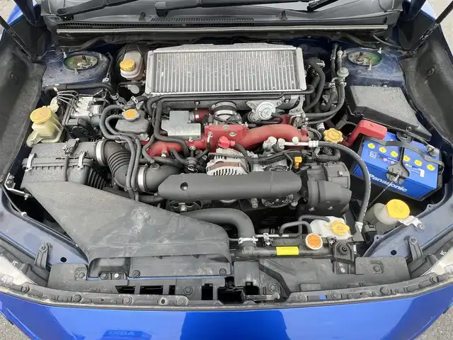 スバル ＷＲＸ ＳＴＩ STI 秋田県 2014(平26)年 4.1万km WRブルーパール 6速MT/４WD/ターボ/STI製ドライカーボンリヤスポイラー/STI製アルミホイール/フルエアロ/ローダウン（TEIN製）/純正サスペンション積込/スマートキー/ETC/プッシュスタート/純正フロアマット/純正ドアバイザー/パワーステアリング/パワーウィンドウ/オートエアコン/オートライト/電動格納ウィンカーミラー/保証書/取扱説明書/記録簿