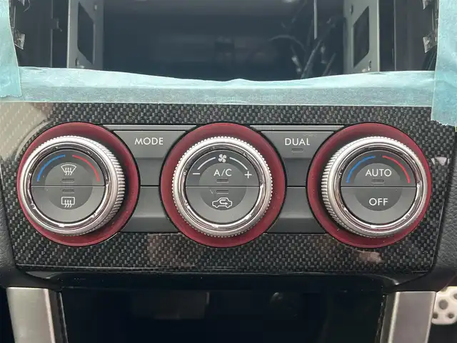 スバル ＷＲＸ ＳＴＩ STI 秋田県 2014(平26)年 4.1万km WRブルーパール 6速MT/４WD/ターボ/STI製ドライカーボンリヤスポイラー/STI製アルミホイール/フルエアロ/ローダウン（TEIN製）/純正サスペンション積込/スマートキー/ETC/プッシュスタート/純正フロアマット/純正ドアバイザー/パワーステアリング/パワーウィンドウ/オートエアコン/オートライト/電動格納ウィンカーミラー/保証書/取扱説明書/記録簿