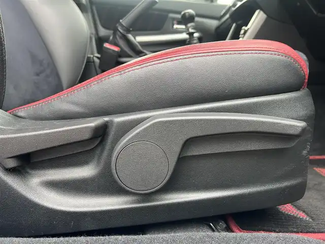 スバル ＷＲＸ ＳＴＩ STI 秋田県 2014(平26)年 4.1万km WRブルーパール 6速MT/４WD/ターボ/STI製ドライカーボンリヤスポイラー/STI製アルミホイール/フルエアロ/ローダウン（TEIN製）/純正サスペンション積込/スマートキー/ETC/プッシュスタート/純正フロアマット/純正ドアバイザー/パワーステアリング/パワーウィンドウ/オートエアコン/オートライト/電動格納ウィンカーミラー/保証書/取扱説明書/記録簿