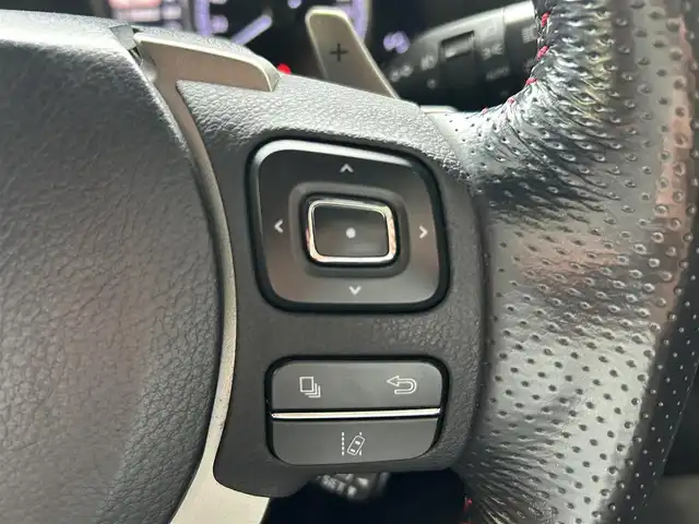 レクサス ＮＸ 300h Fスポーツ 鹿児島県 2015(平27)年 7万km ソニッククォーツ 純正ナビ（TV/Bluetooth/CD/USB）/バックカメラ/ETC/ドライブレコーダー/赤レザーシート/シートヒーター/パワーシート/シートベンチレーション/ステアリングヒーター/3眼LEDライト/オートライト/オートホールド/電動パーキングブレーキ/ステアリングスイッチ/純正アルミホイール