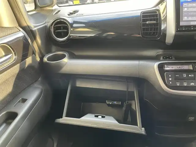 ホンダ Ｎ ＢＯＸ カスタム G SSパッケージ 山形県 2014(平26)年 9.9万km スマートブラック ワンオーナー/Gathersナビ　VXM-142VFi/BT/ワンセグテレビ/USB/ipod/DVD再生機能付/バックカメラ/アイドリングストップ/ETC/両側パワースライドドア/純正フロアマット/純正アルミホイール/横滑り防止装置/衝突被害軽減システム/スペアキー/取扱説明書/保証書