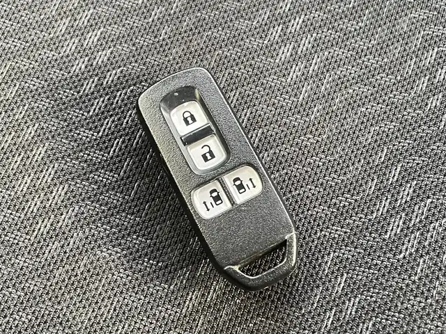 ホンダ Ｎ ＢＯＸ カスタム G SSパッケージ 山形県 2014(平26)年 9.9万km スマートブラック ワンオーナー/Gathersナビ　VXM-142VFi/BT/ワンセグテレビ/USB/ipod/DVD再生機能付/バックカメラ/アイドリングストップ/ETC/両側パワースライドドア/純正フロアマット/純正アルミホイール/横滑り防止装置/衝突被害軽減システム/スペアキー/取扱説明書/保証書