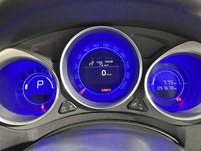 ＤＳオートモビル ＤＳ４ 福岡県 2017(平29)年 5.8万km 白 社外オーディオ/AM/FM/CD/ETC/クルーズコントロール/電動リアゲート/電格ミラー/ハーフレザーシート/電動リアゲート/横滑り防止装置/コーナーセンサー/純正AW17インチ/純正フロアマット/プッシュスタート/スマートキー/スペアキー有/フォグライト