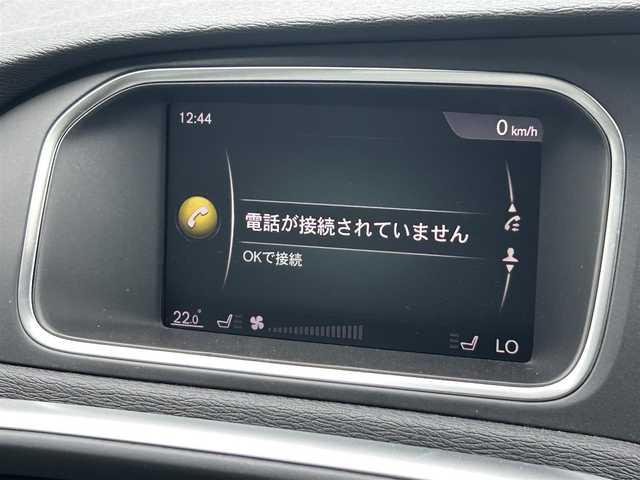 ボルボ Ｖ４０ D4 モメンタム 茨城県 2018(平30)年 5.3万km デニムブルーメタリック 後期型　/インテリセーフ　/ＡＣＣ　/ＬＫＡ　/ＢＬＩＳ　/Ｂカメラ　/パーキングエイド　/ナビ　/１２セグ　/ＢＴ　/ＵＳＢ　/ＤＶＤ　/シートヒーター　/ＰＷシート　/ＬＥＤ　/オートライト　/ＥＴＣ　/純正１７イｉｎＡＷ　/禁煙車